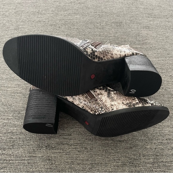 BLONDO ‘Noa’ Waterproof Ankle Boot Women’s Size 10 - Picture 9 of 11